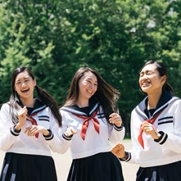 指スマ、ポテトゲーム…休み時間に盛り上がるゲームまとめ